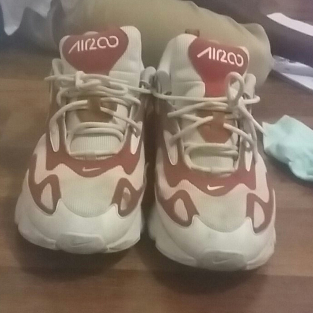 Airmax 200